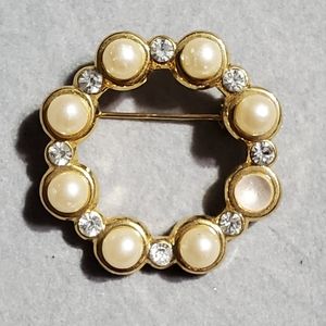 Pearl Brooch